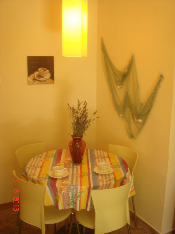 Apartments Renata プリモシュテン 部屋 写真